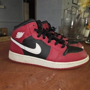 Nike Black and Red High-Top Sneakers